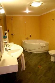 Engenho Velho Estalagem Hotel Arco da Calheta  Eksteriør billede